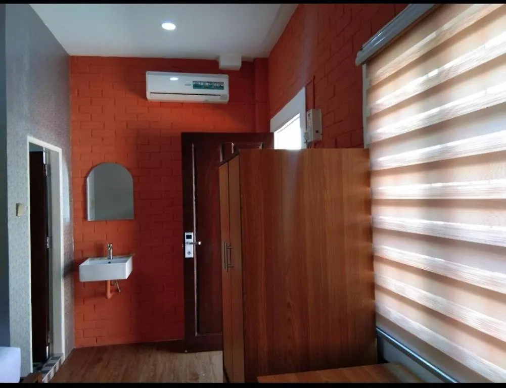 Sunrise Square Motel Rangún